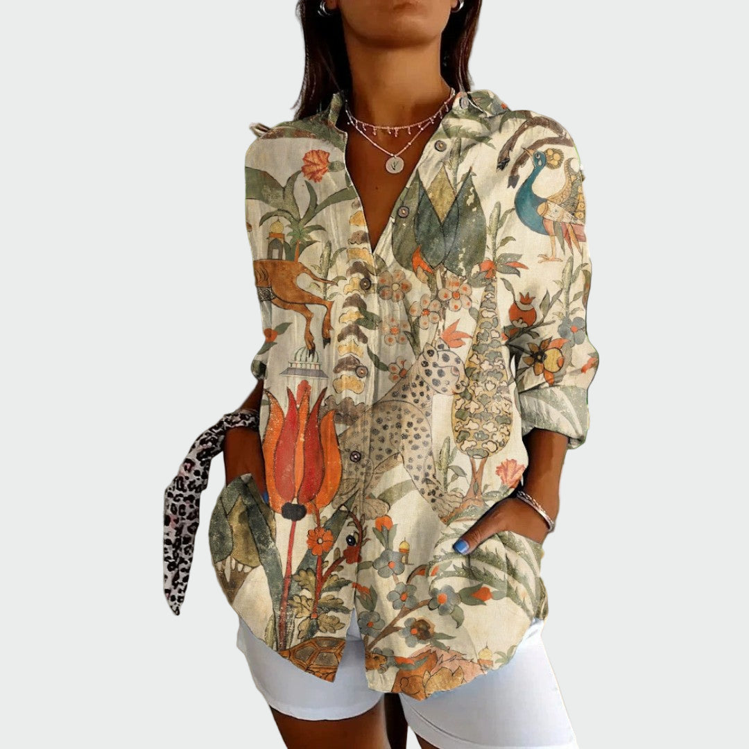 Camisa estilosa con estampado floral
