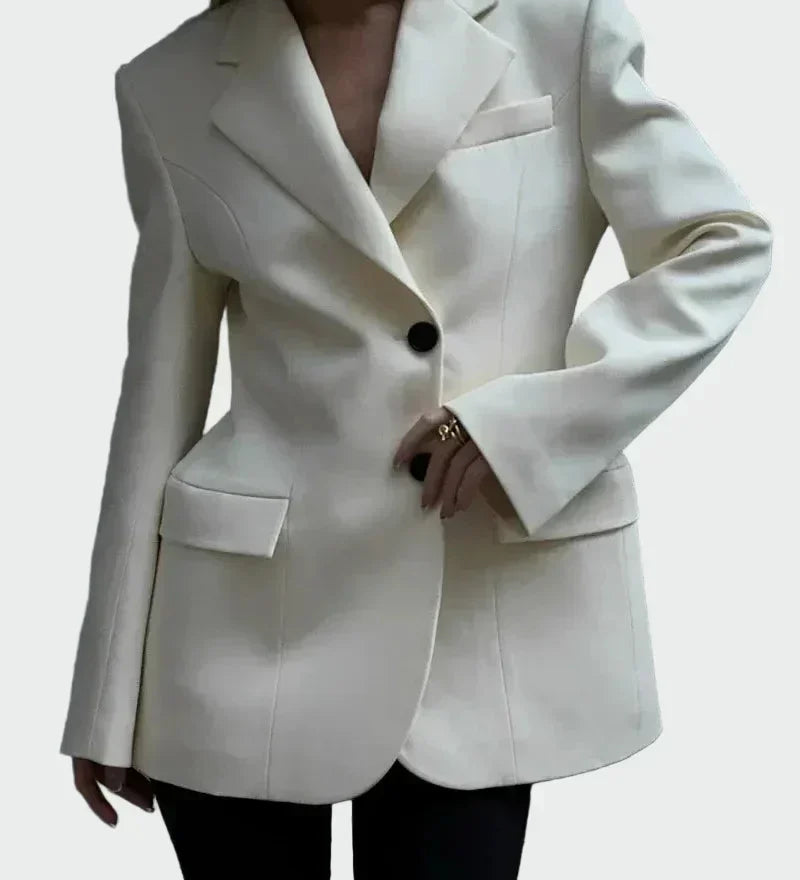 Blazer con Línea Impresionante