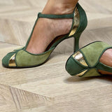 Taviana - Tacones de patchwork con tira en T y puntera cerrada